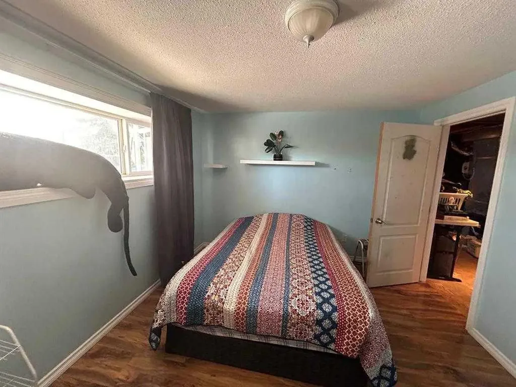 1506 1 Avenue NW Drumheller AB T0J 0Y1