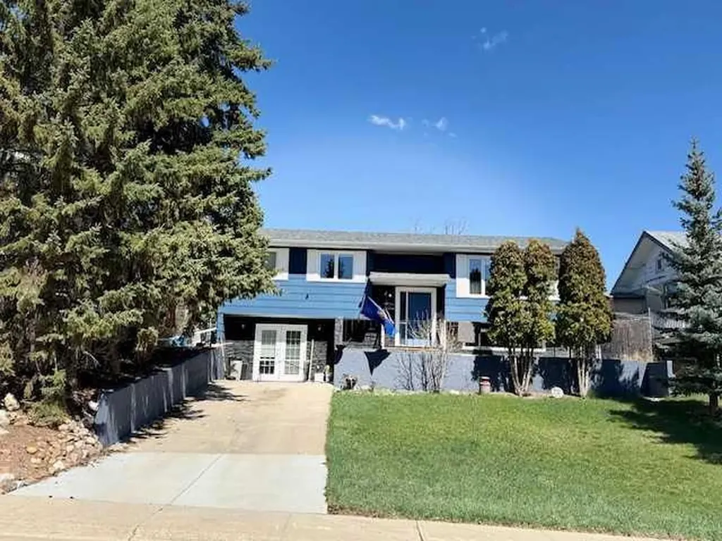 1506 1 Avenue NW Drumheller AB T0J 0Y1
