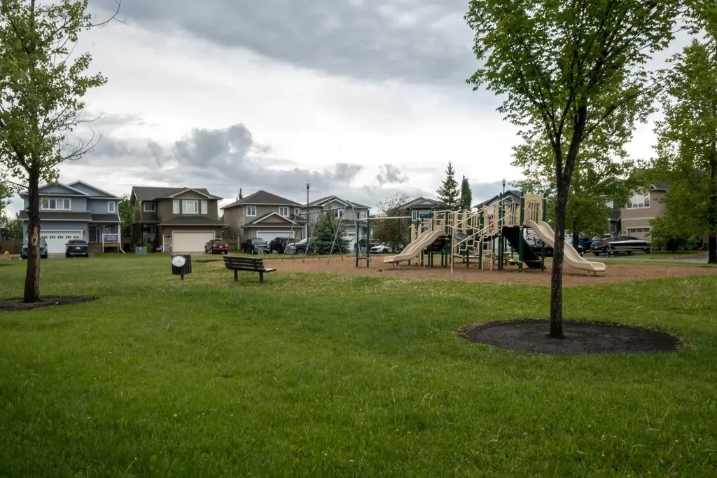 7406 91 Street Grande Prairie AB T8X 0J1