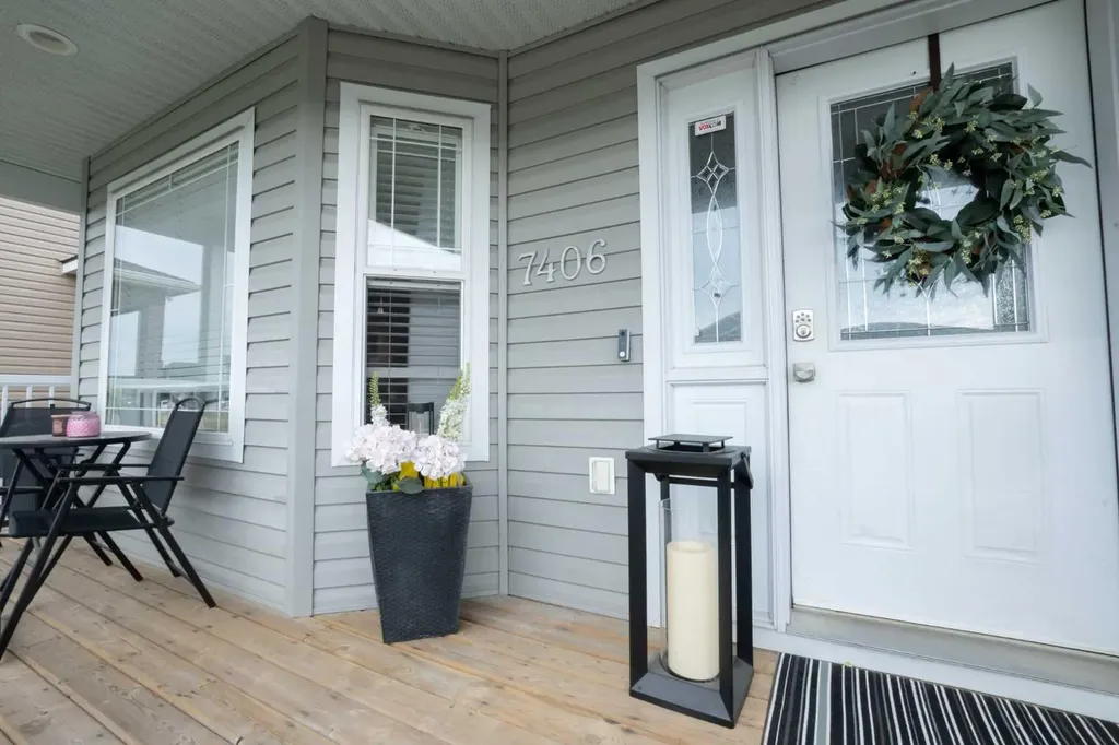 7406 91 Street Grande Prairie AB T8X 0J1