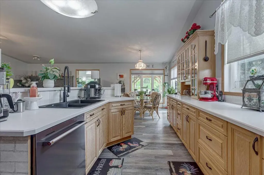 29104 Highway 27 Rural Mountain View County AB T4H 1P2