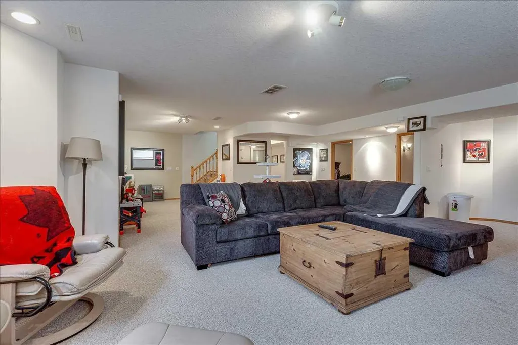 29104 Highway 27 Rural Mountain View County AB T4H 1P2