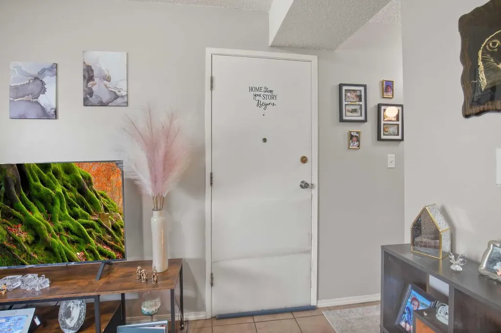 4639 48 Street Sylvan Lake AB T4S 1L4
