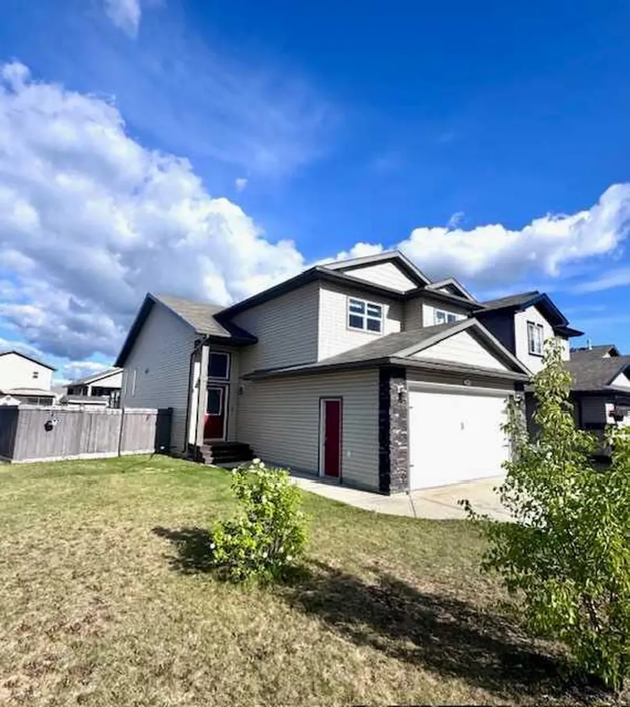 7035 87 Street Grande Prairie AB T8X 0C8