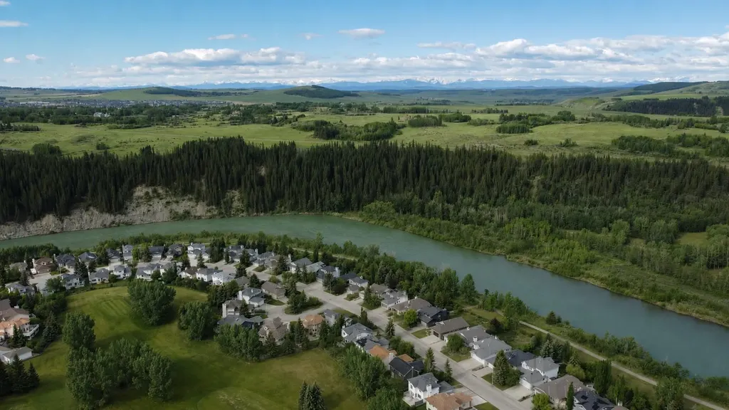 201 Riverview Green Cochrane AB T4C 1K3