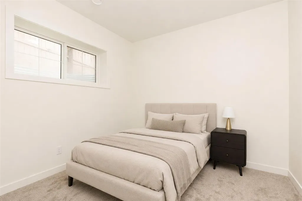 393 Rivergrove Chase W Lethbridge AB T1K 8E9