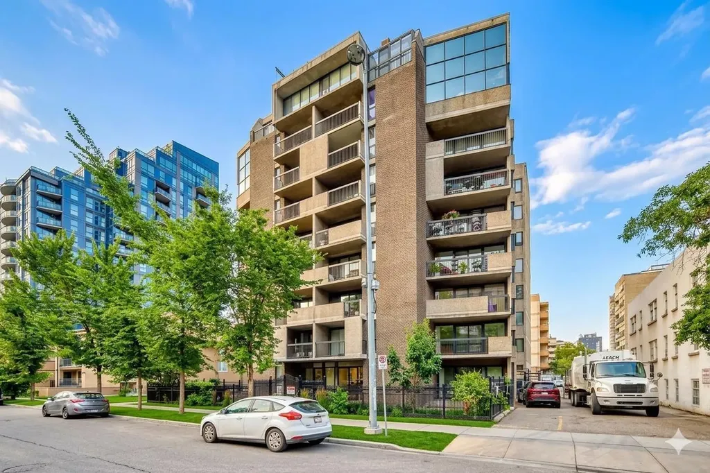 323 13 Avenue SW Calgary AB T2R 0K3
