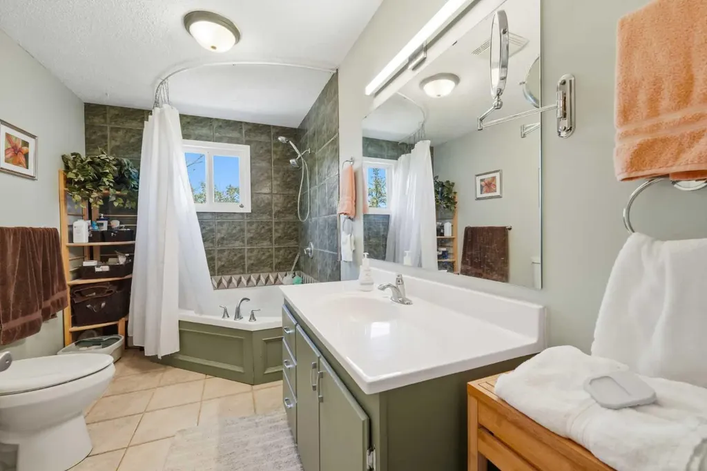 283082 Township Road 254 Rural Rocky View County AB T1Z 0L9