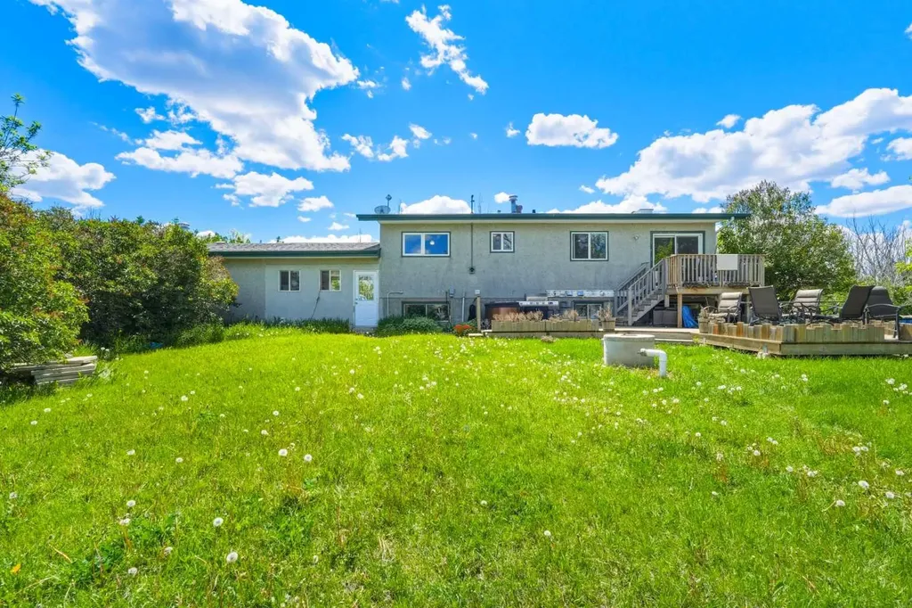 283082 Township Road 254 Rural Rocky View County AB T1Z 0L9