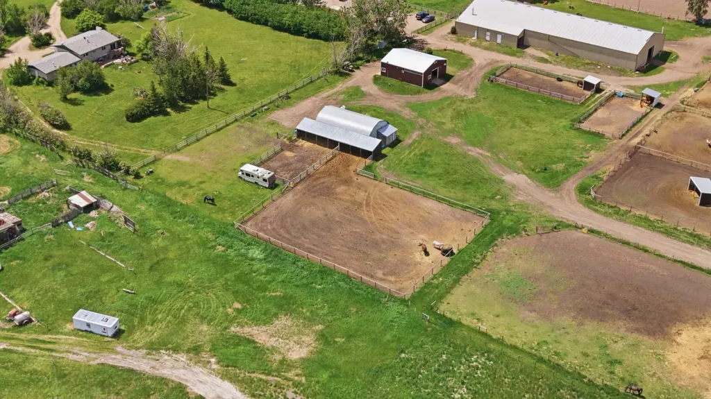 283082 Township Road 254 Rural Rocky View County AB T1Z 0L9