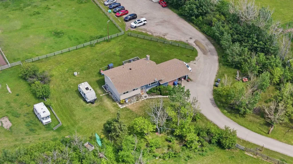 283082 Township Road 254 Rural Rocky View County AB T1Z 0L9