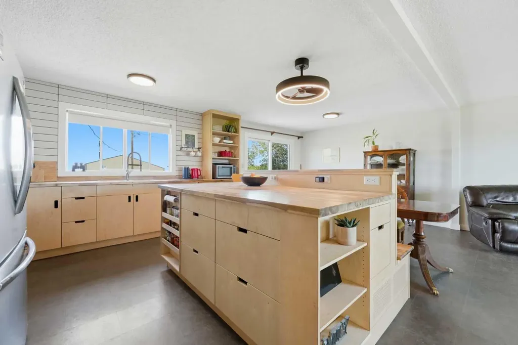 283082 Township Road 254 Rural Rocky View County AB T1Z 0L9