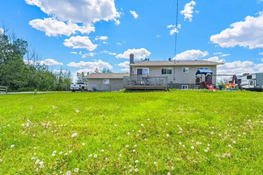 283082 Township Road 254 Rural Rocky View County AB T1Z 0L9