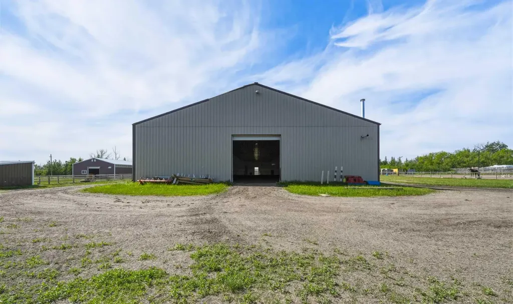 283082 Township Road 254 Rural Rocky View County AB T1Z 0L9