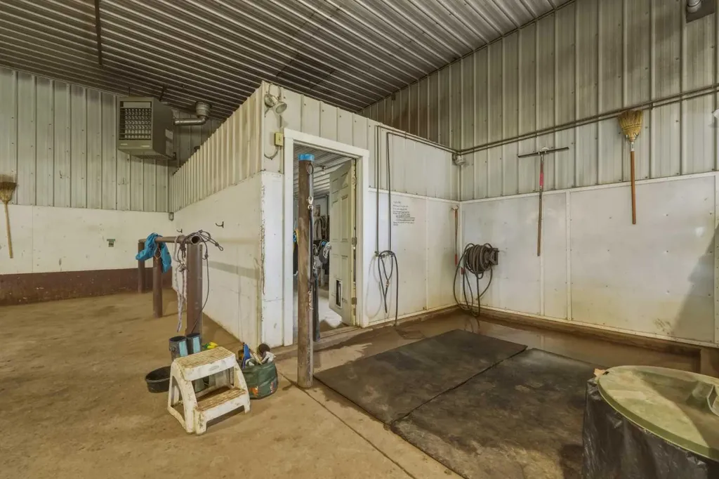 283082 Township Road 254 Rural Rocky View County AB T1Z 0L9