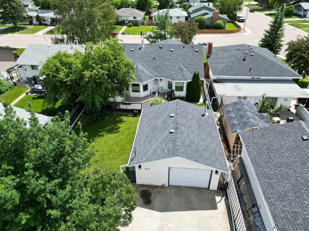 415 8 Street E Drumheller AB T0J0Y5
