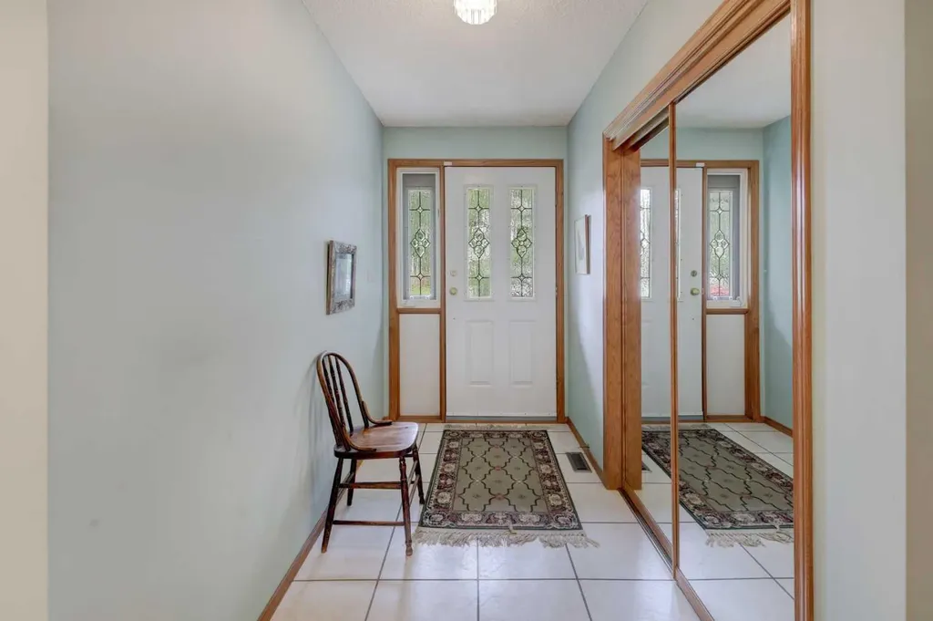 415 8 Street E Drumheller AB T0J0Y5
