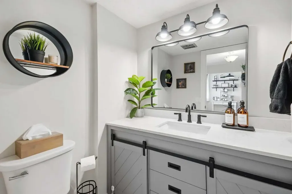 228 Theodore Place NW Calgary AB T2K 5S1