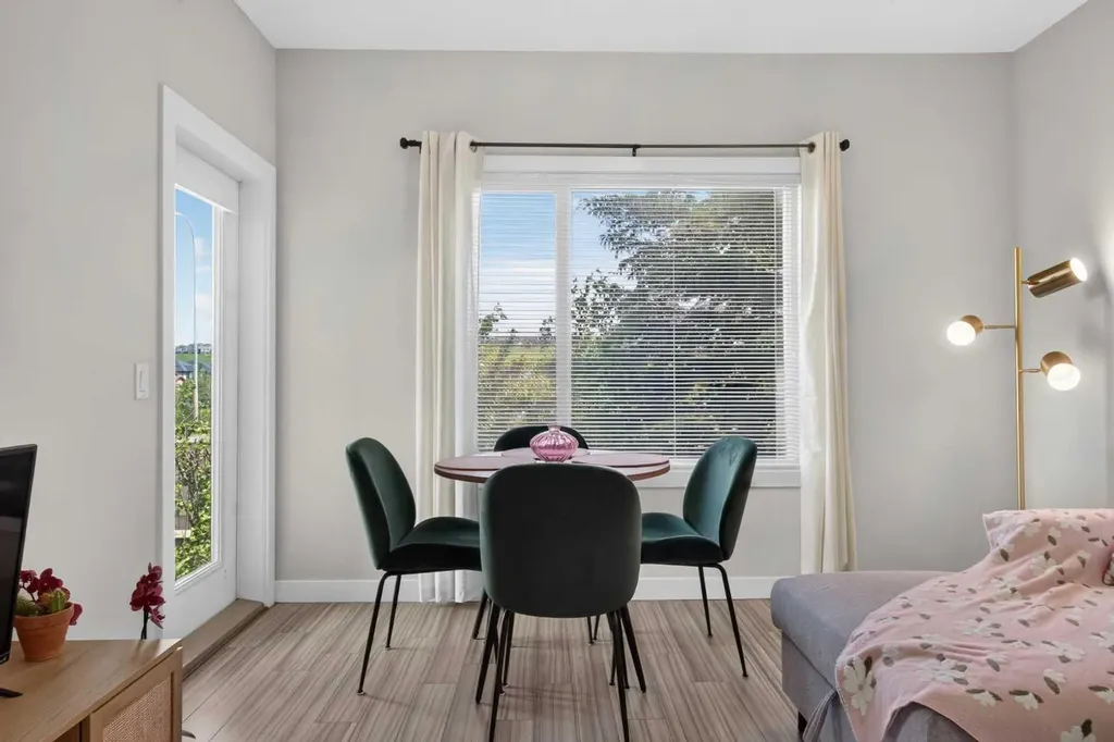4 Sage Hill Terrace NW Calgary AB T3R 0W4