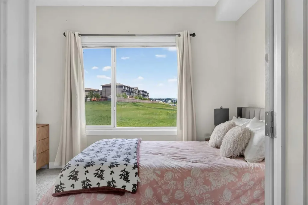 4 Sage Hill Terrace NW Calgary AB T3R 0W4