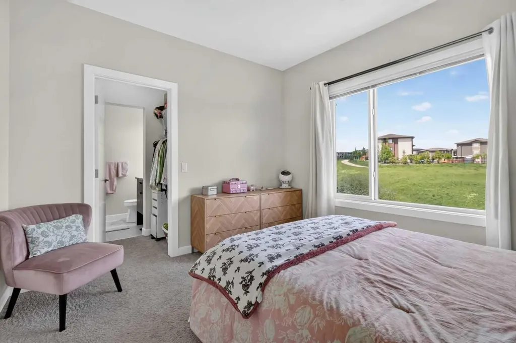 4 Sage Hill Terrace NW Calgary AB T3R 0W4