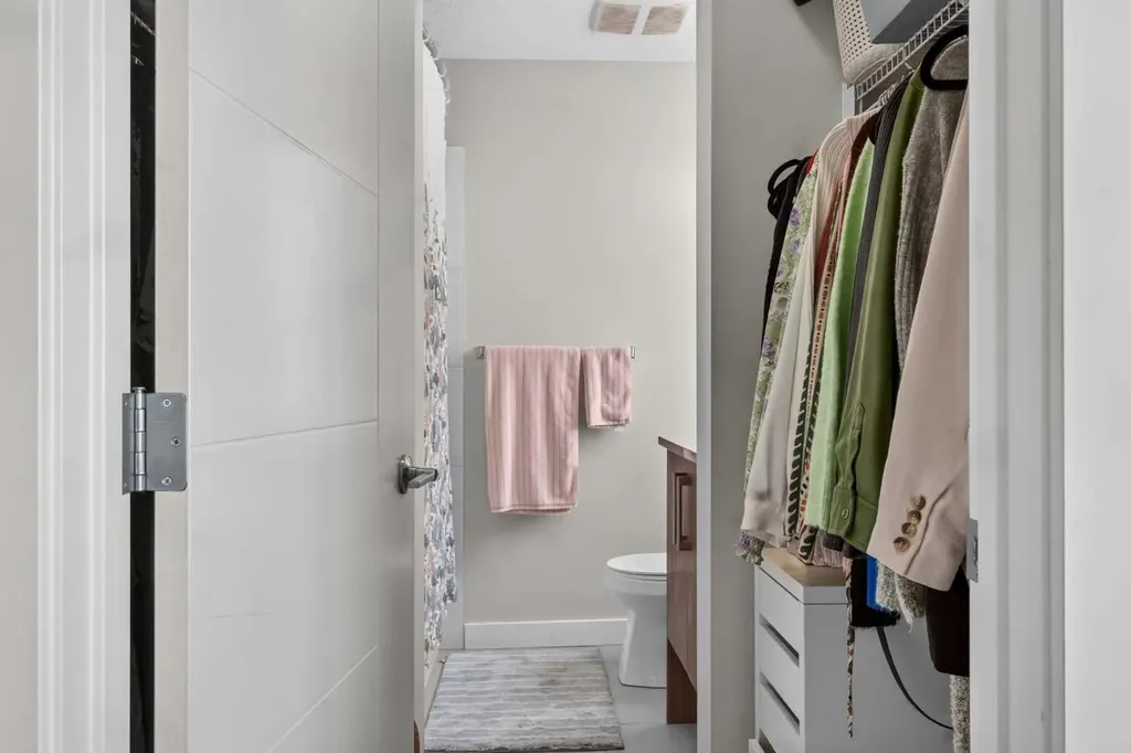 4 Sage Hill Terrace NW Calgary AB T3R 0W4