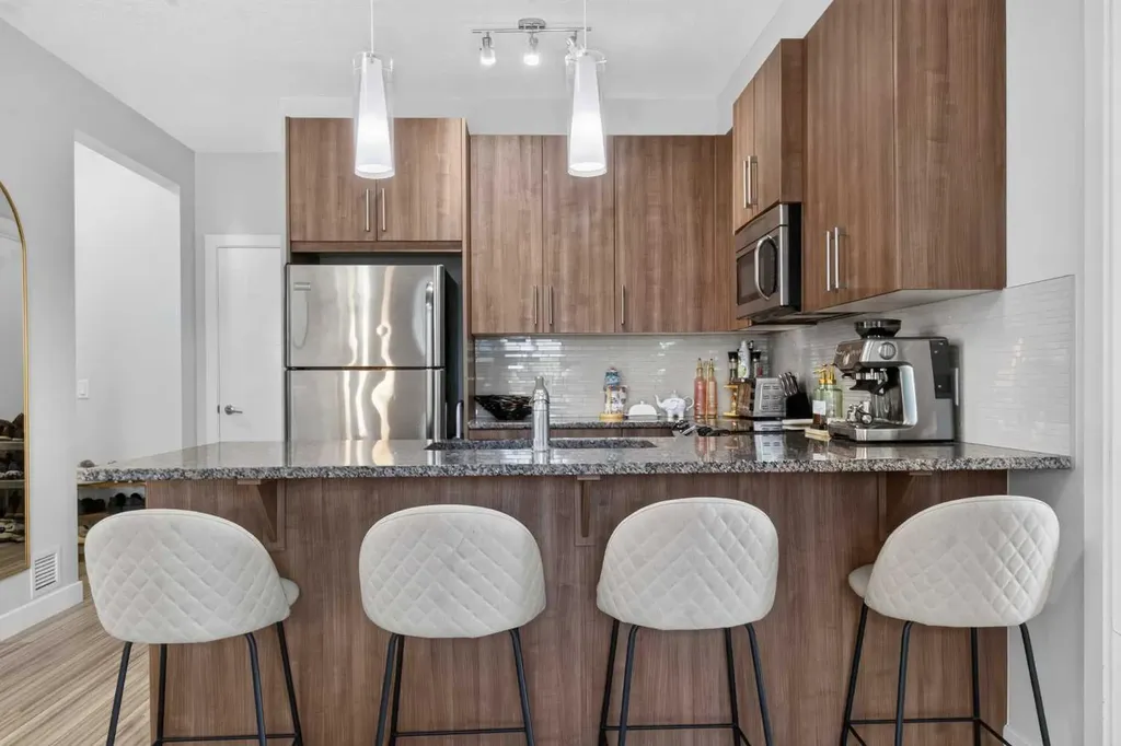 4 Sage Hill Terrace NW Calgary AB T3R 0W4