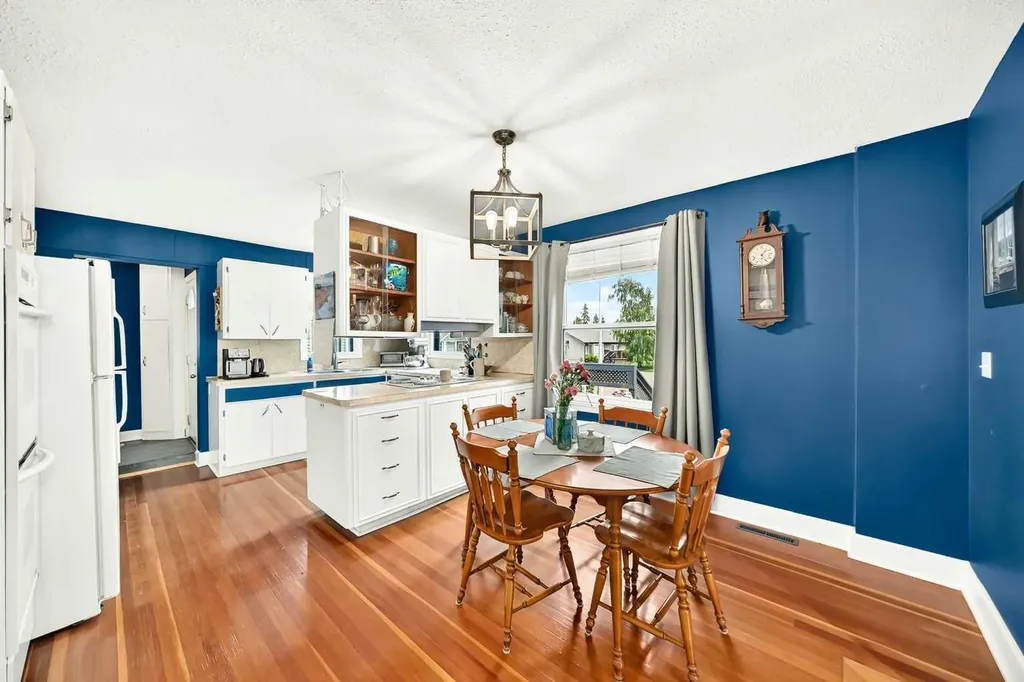 218 Southridge Place Didsbury AB T0M 0W0
