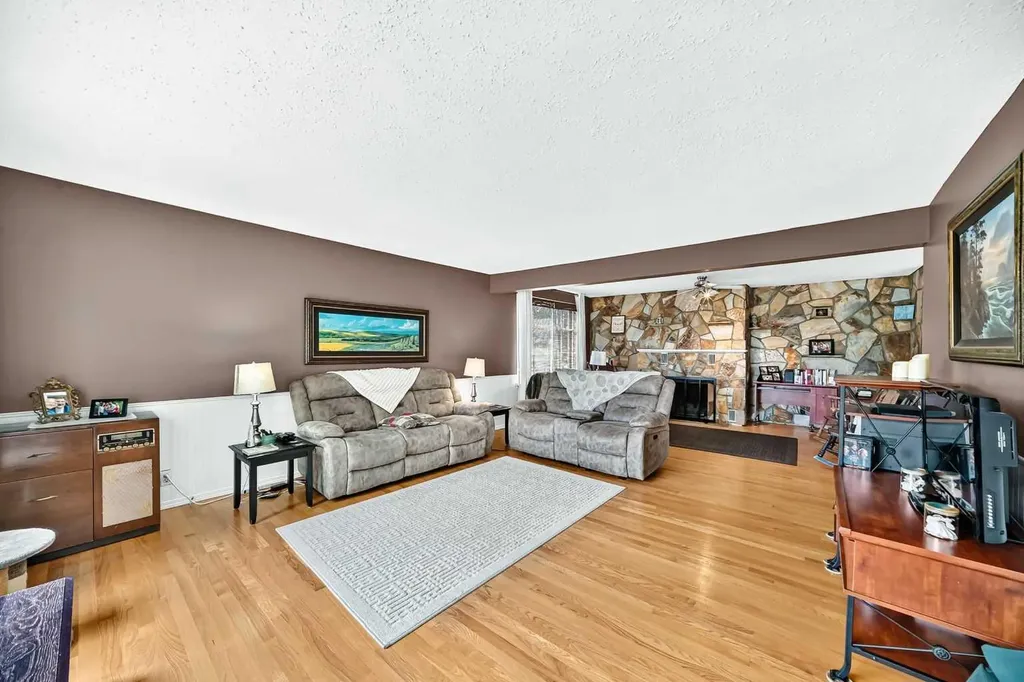 218 Southridge Place Didsbury AB T0M 0W0