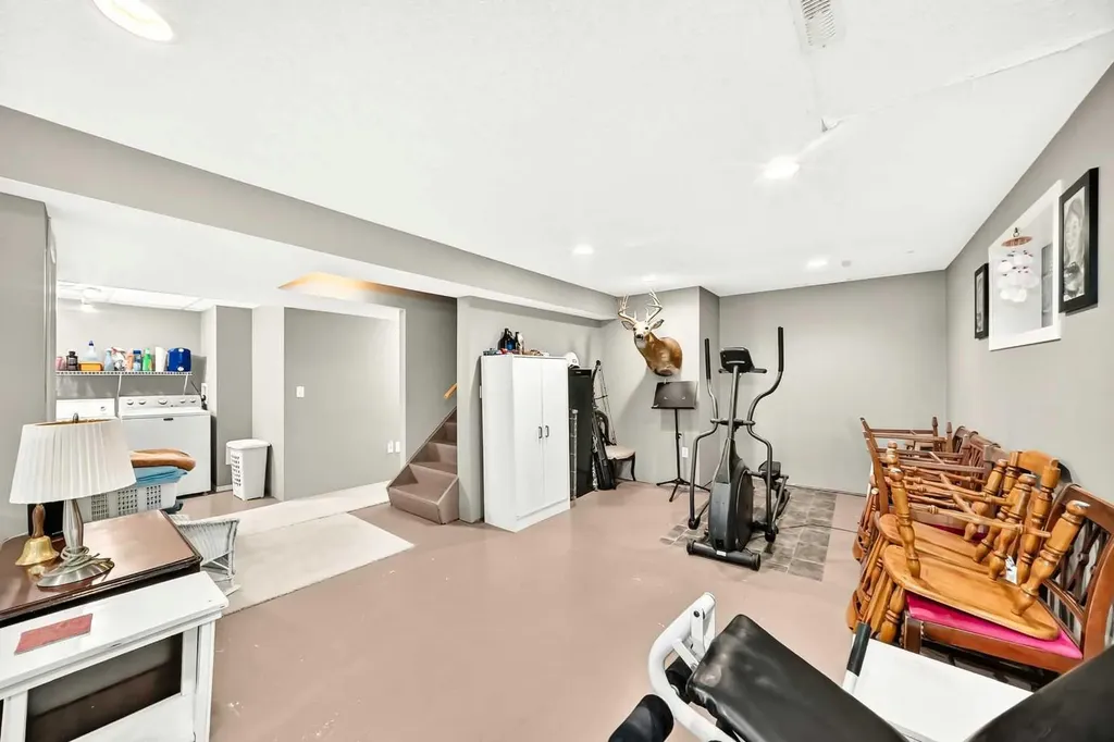 218 Southridge Place Didsbury AB T0M 0W0