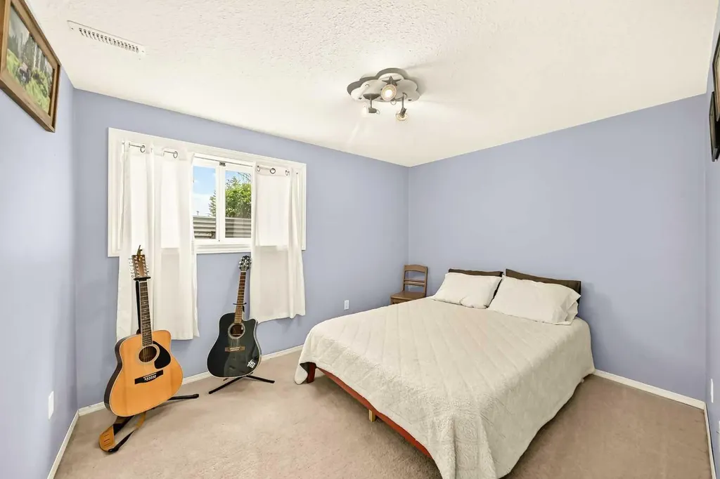 218 Southridge Place Didsbury AB T0M 0W0