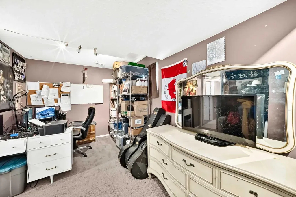 218 Southridge Place Didsbury AB T0M 0W0