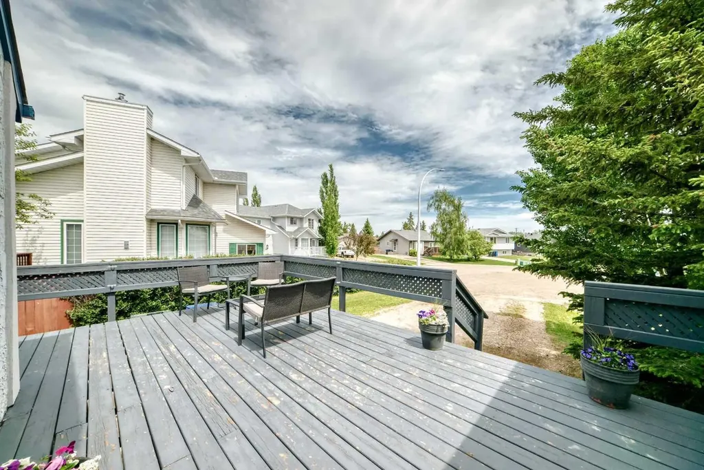 218 Southridge Place Didsbury AB T0M 0W0