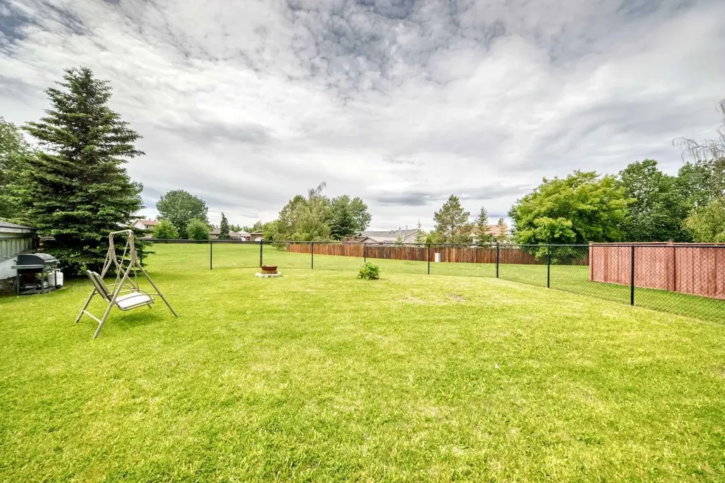 218 Southridge Place Didsbury AB T0M 0W0