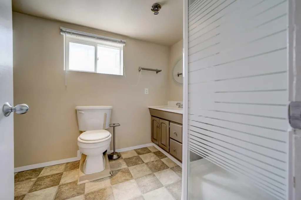 1124 James Avenue Pincher Creek AB T0K 1W0