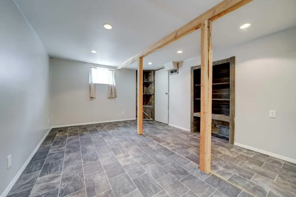 1124 James Avenue Pincher Creek AB T0K 1W0