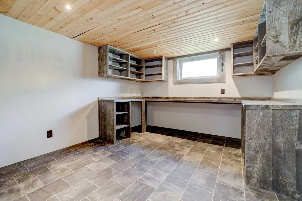 1124 James Avenue Pincher Creek AB T0K 1W0