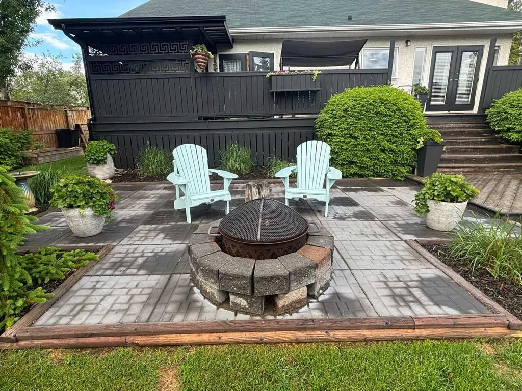 38 Blueberry Drive Whitecourt AB T7S1R2