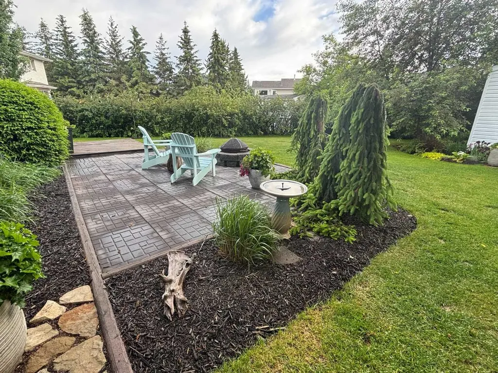 38 Blueberry Drive Whitecourt AB T7S1R2
