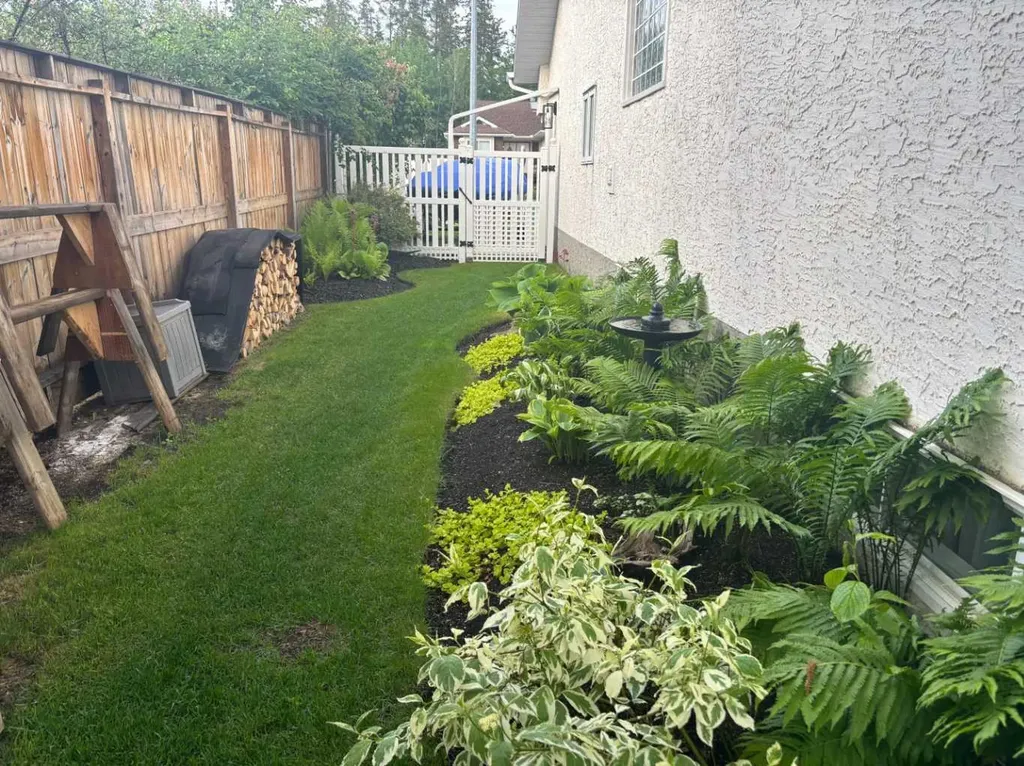 38 Blueberry Drive Whitecourt AB T7S1R2