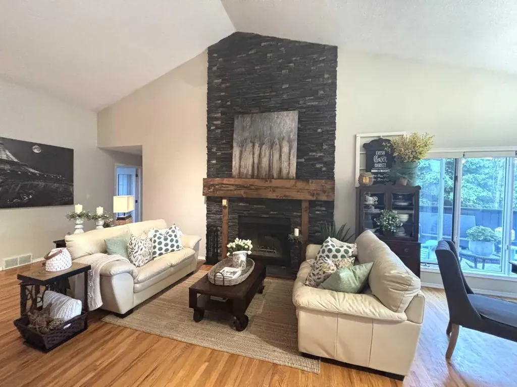 38 Blueberry Drive Whitecourt AB T7S1R2