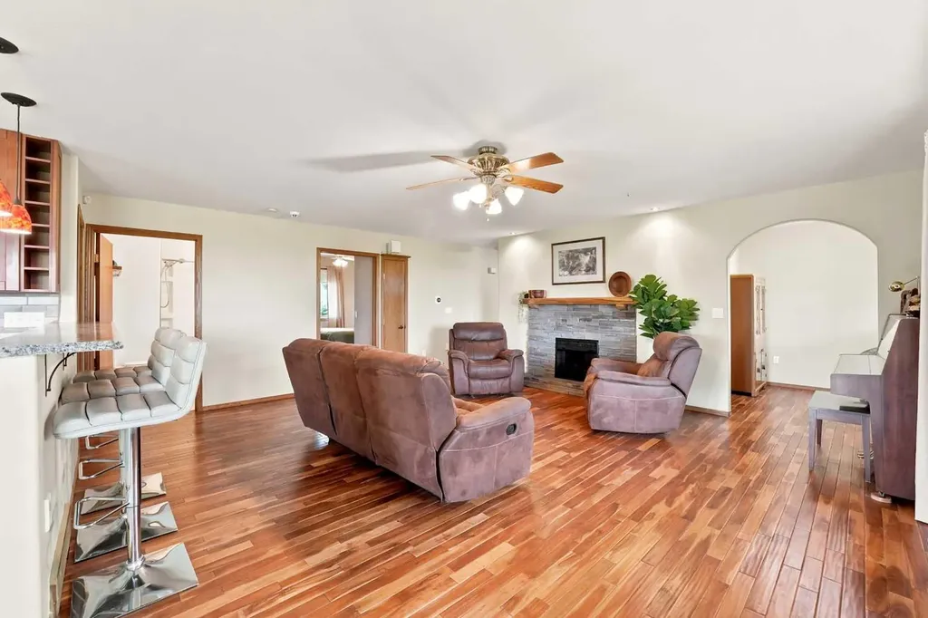 45 Morning Meadows Drive Rural Ponoka County AB T4J 1R3