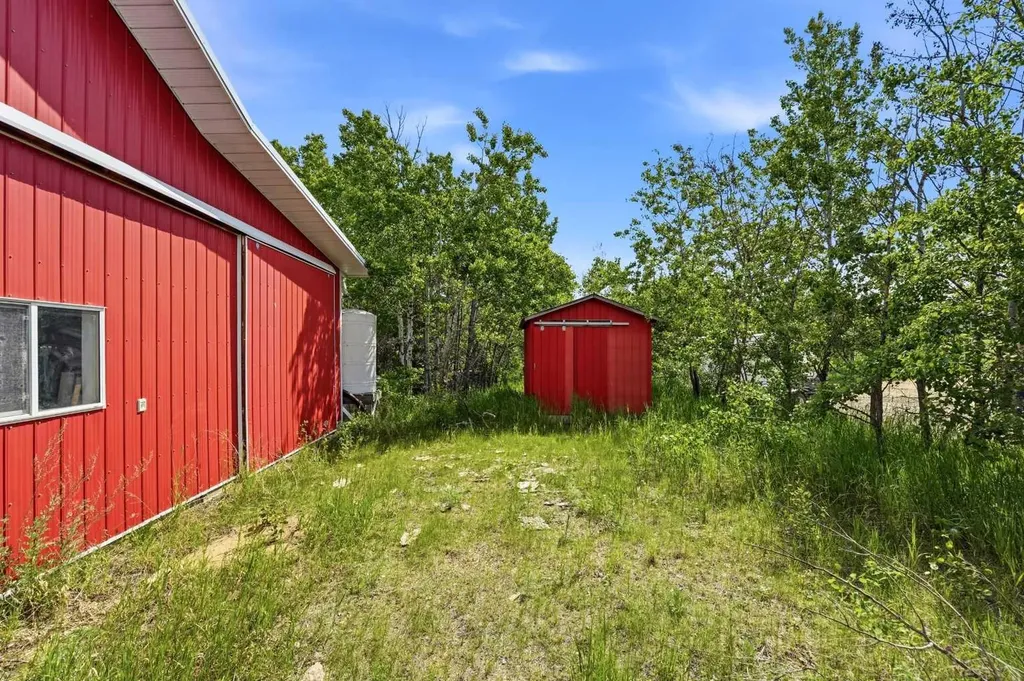 45 Morning Meadows Drive Rural Ponoka County AB T4J 1R3