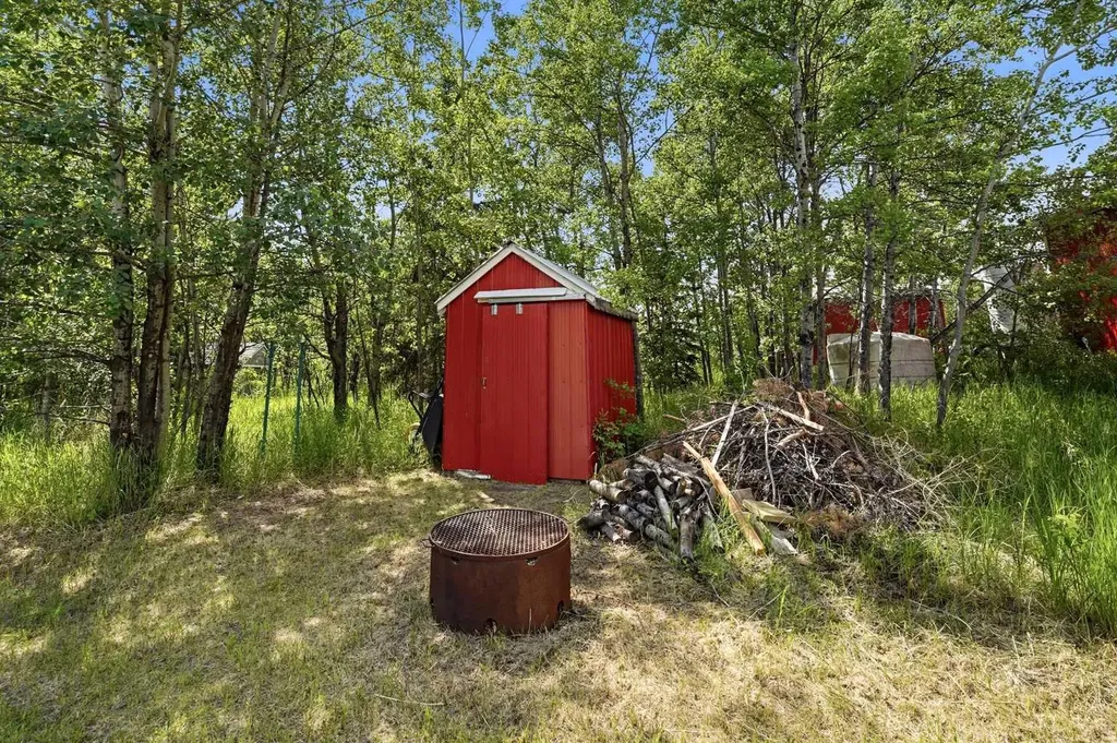 45 Morning Meadows Drive Rural Ponoka County AB T4J 1R3