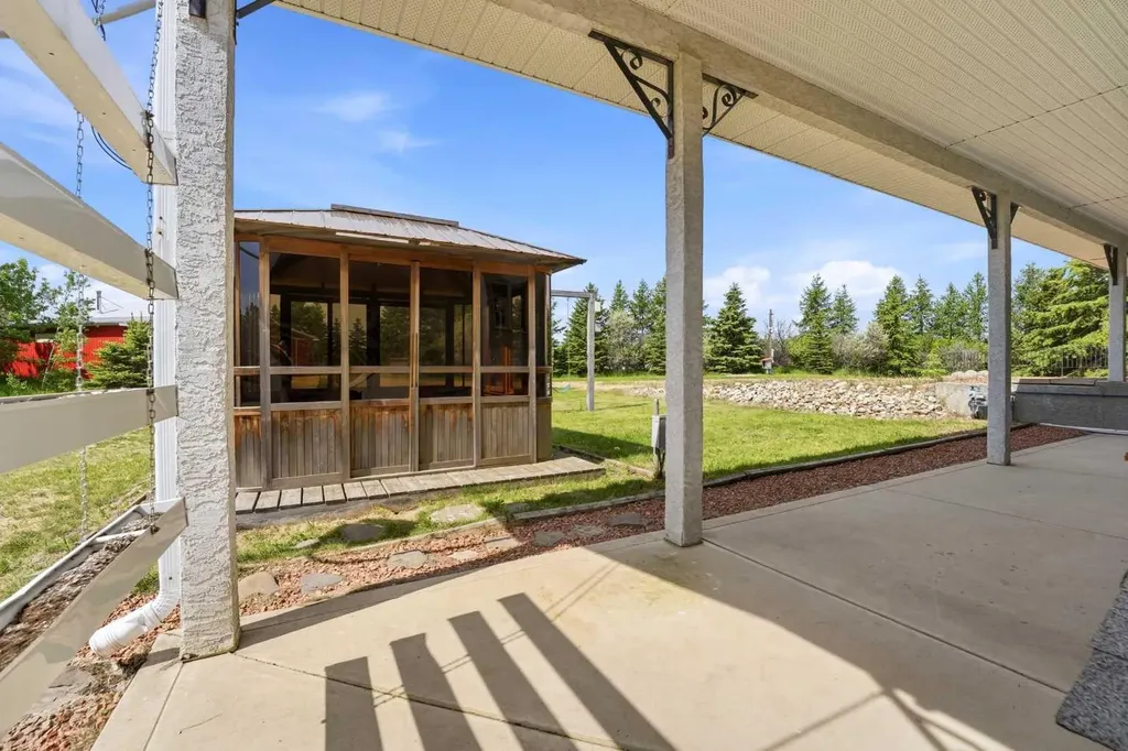 45 Morning Meadows Drive Rural Ponoka County AB T4J 1R3