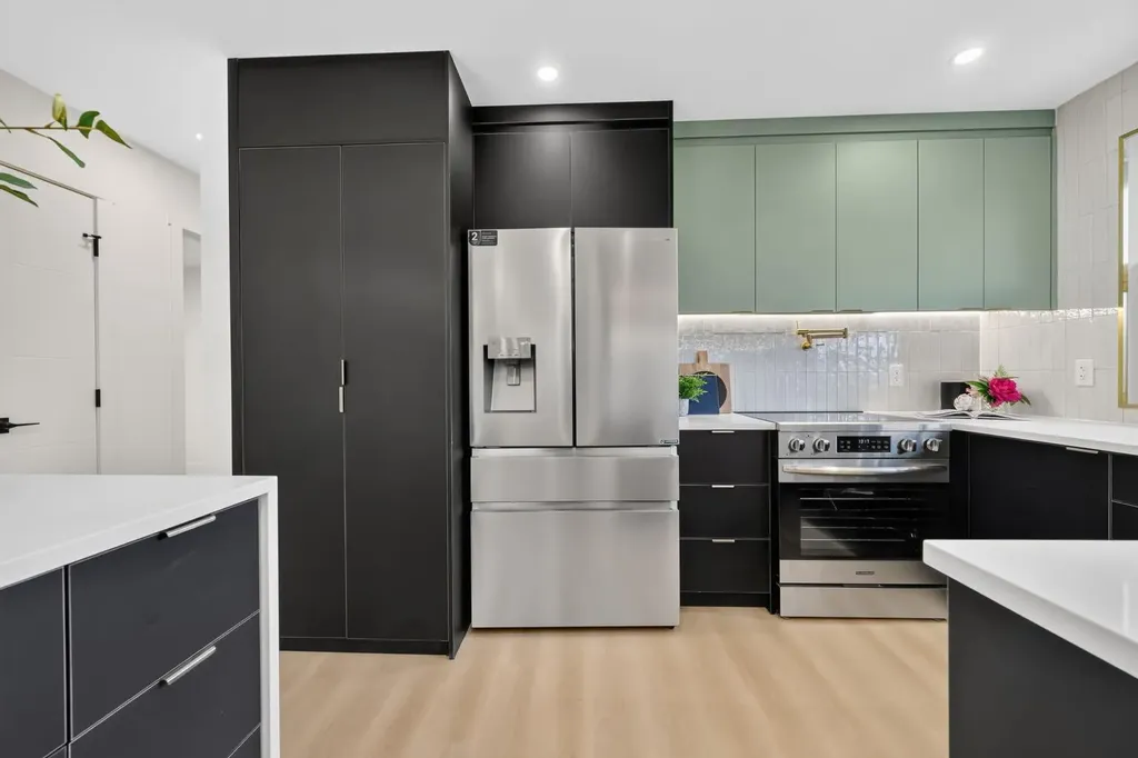 4911 Marcombe Road NE Calgary AB T2A 3G4