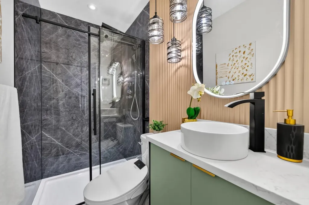 4911 Marcombe Road NE Calgary AB T2A 3G4