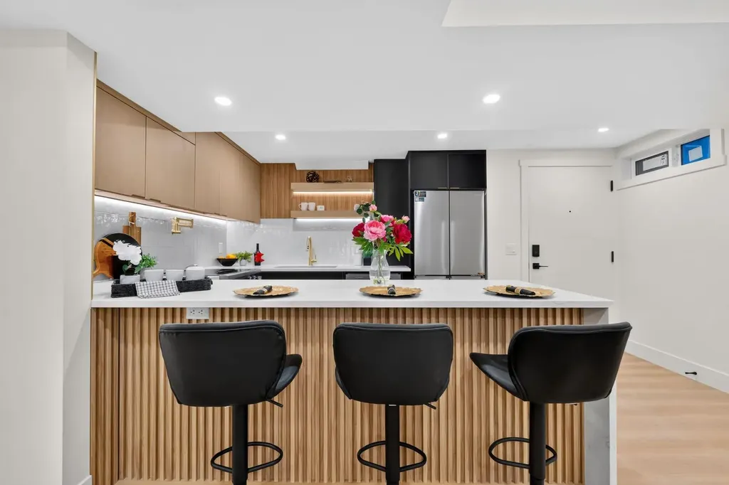 4911 Marcombe Road NE Calgary AB T2A 3G4