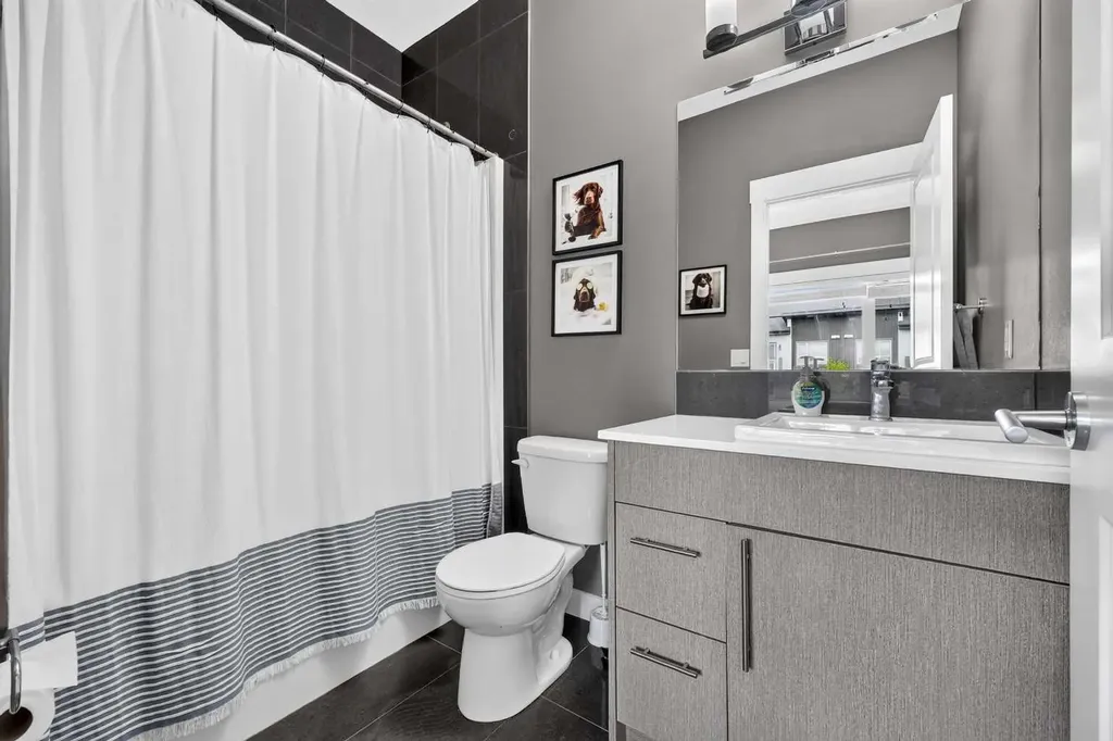 5305 32 Avenue SW Calgary AB T3E 8A2