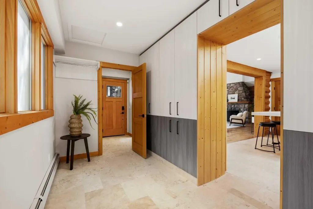 212 St. Julien Road Banff AB T1L 1A9
